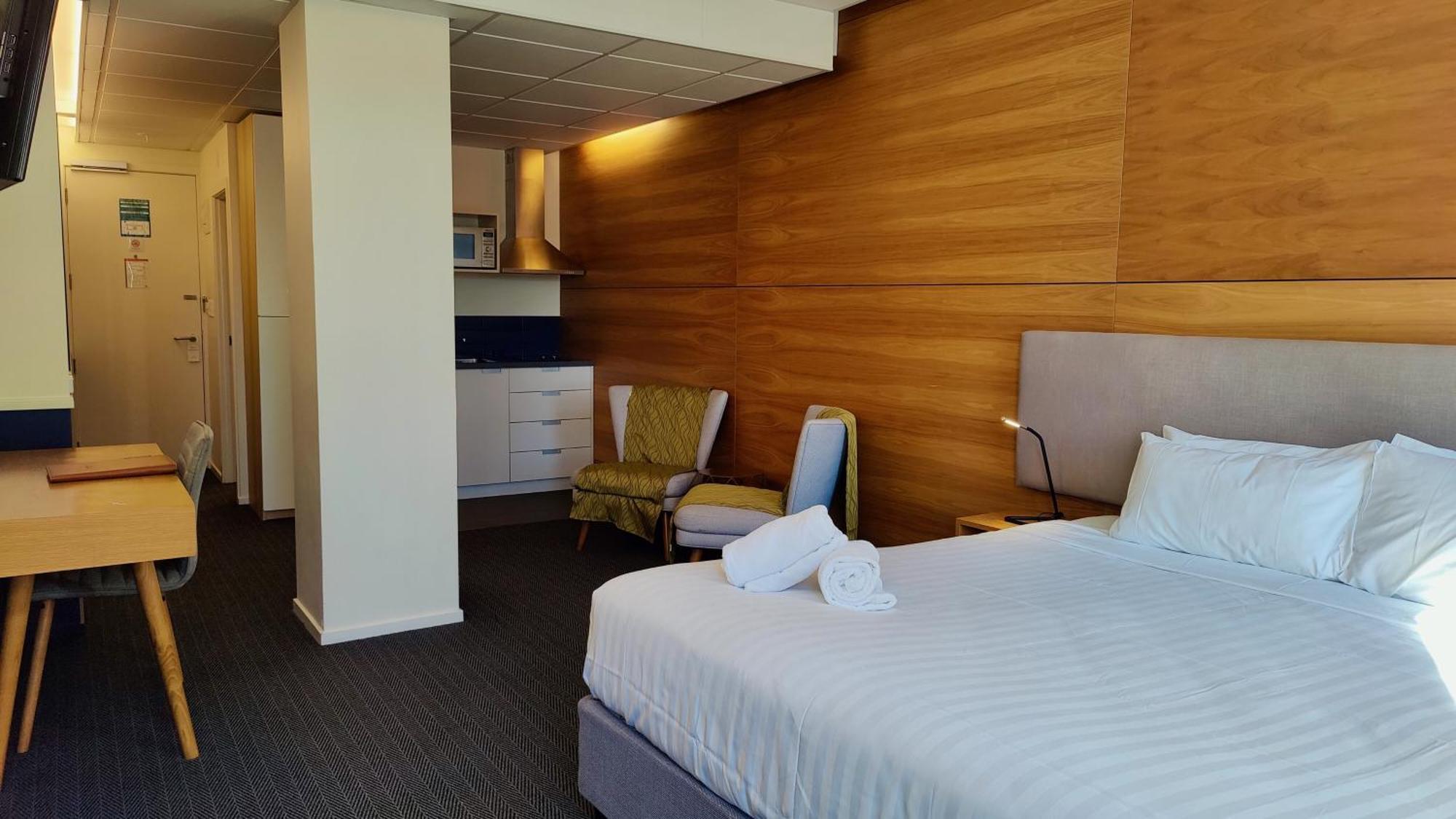 Park Hotel, Lambton Quay Wellington Room photo